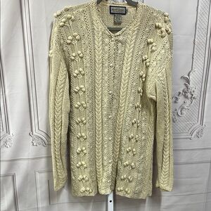 Ruff Hewn vintage lace crochet grandmother pearl button size M Cream Sweater
